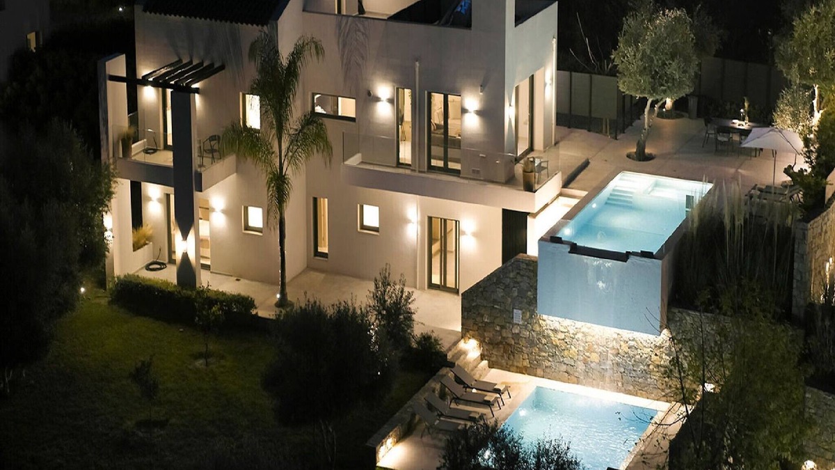Prinos Villa | Gorgeous Crete Villa | 4 Bedrooms | Villa Psínthos | Terrace with Two Private.