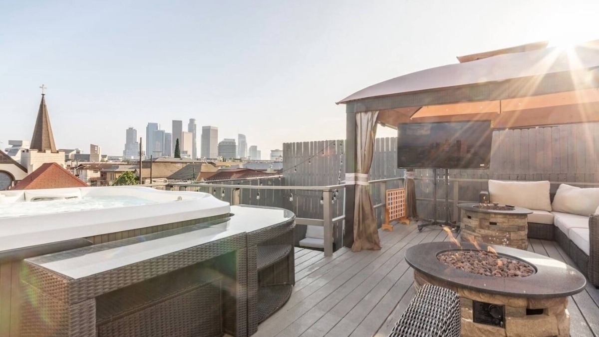 Chinatown House | Gorgeous DTLA w/View + Hot Tub!