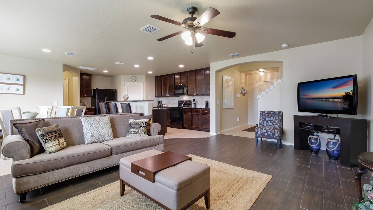 San Antonio House | Gorgeous Family Home near DownTown, Riverwalk/Alamo.