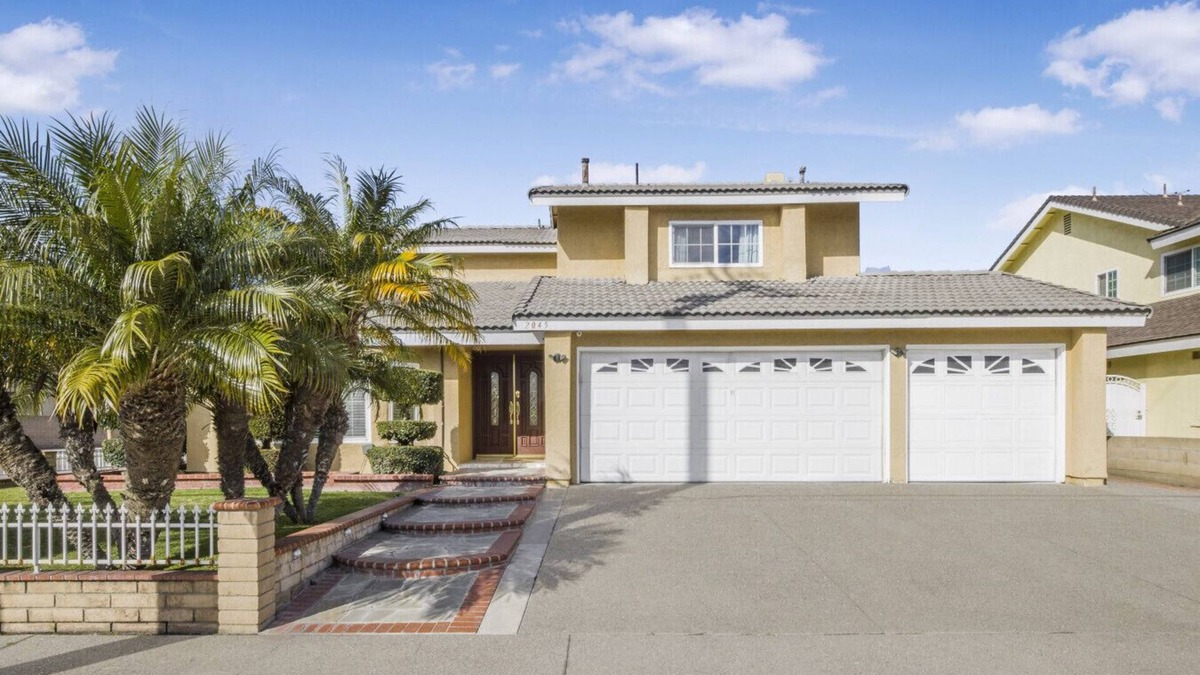Orange House | Gorgeous Family Home, Just 8 mins from Disneyland