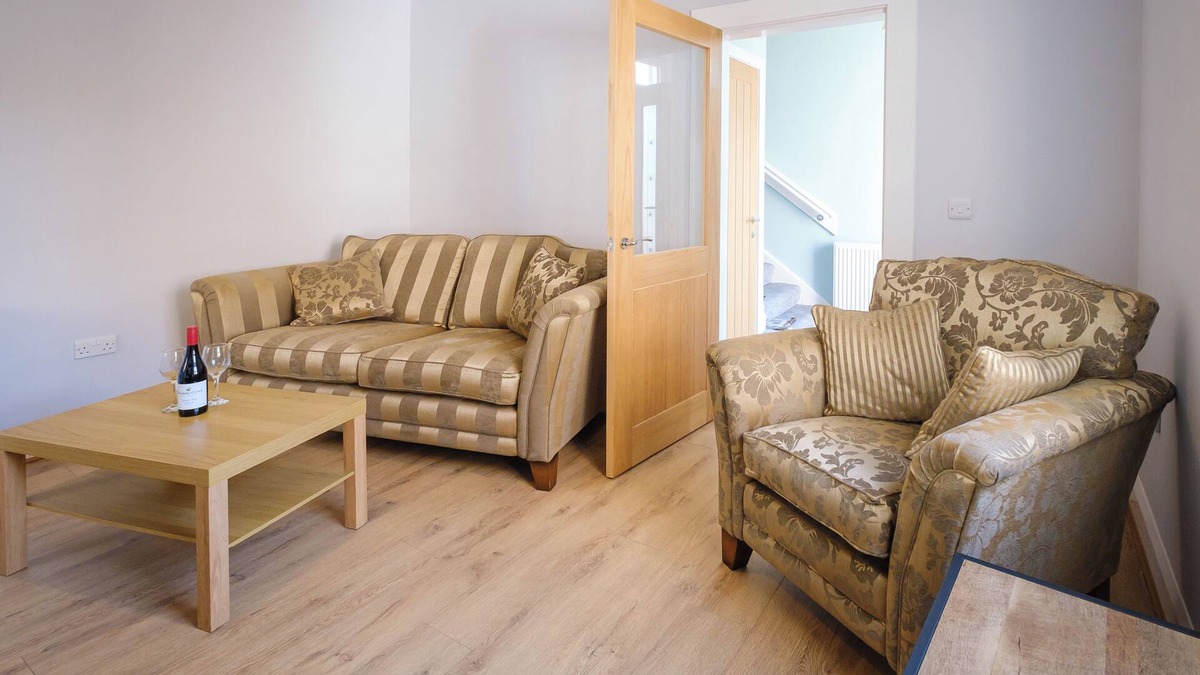 Hawick Cottage | Gorgeous, fully refurbished centrally located cosy cottage