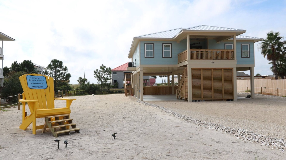 East End House | Gorgeous Gulf views! 4BR and 4BA, Private Pool and Steps to the Gulf.