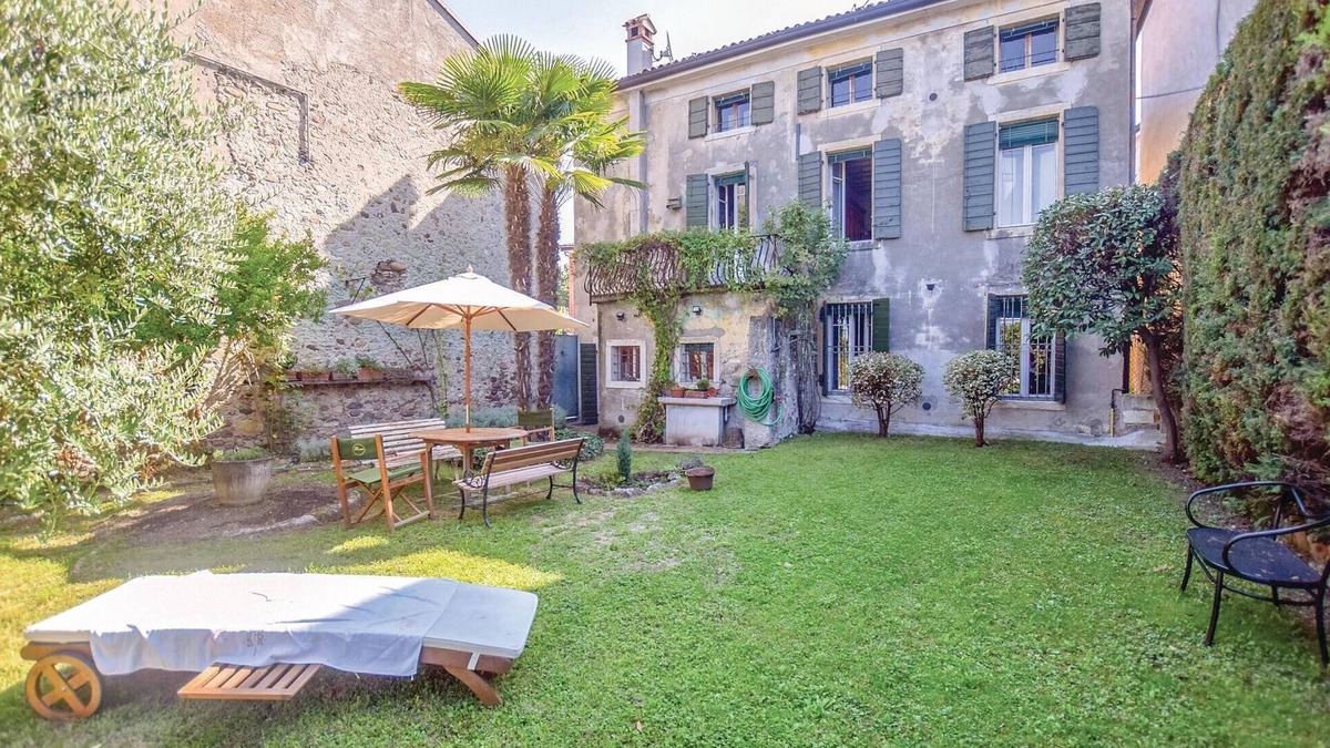 Pacengo House | Gorgeous home in pacengo di lazise vr