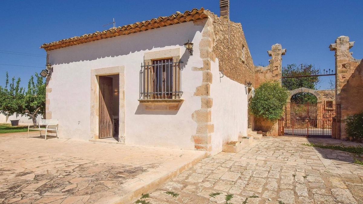 Santa Croce Camerina House | Gorgeous home in Santa Croce Camerina