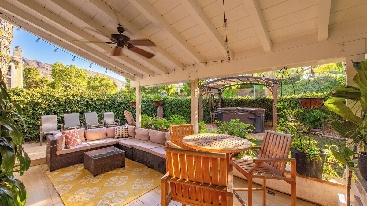Agoura Hills House | Gorgeous Home Agoura Hills W/Private Sauna, Hot Tub + Outdoor BBQ Oasis