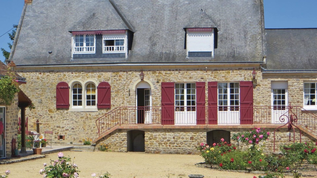 Juigne-sur-Sarthe House | Gorgeous home in Juigne Sur Sarthe