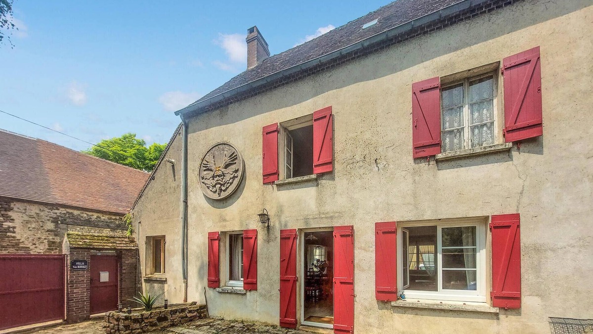 Saint-Denis-d'Authou House | Gorgeous home in ST DENIS D AUTHOU