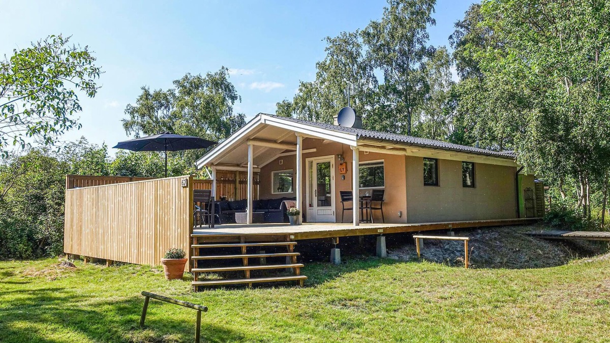 Boderne House | Gorgeous home in Aakirkeby with WiFi