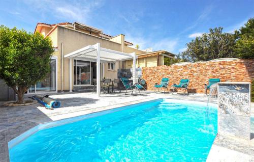 Alenya House | Gorgeous Home In Alénya