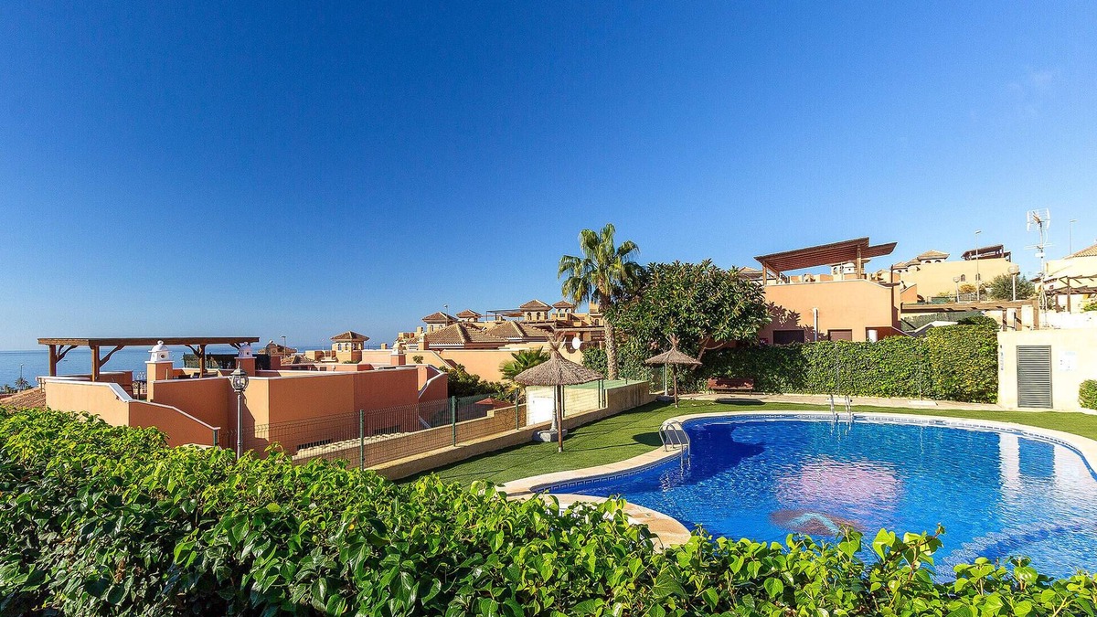 Los Puertos House | Gorgeous home in Cartagena with WiFi