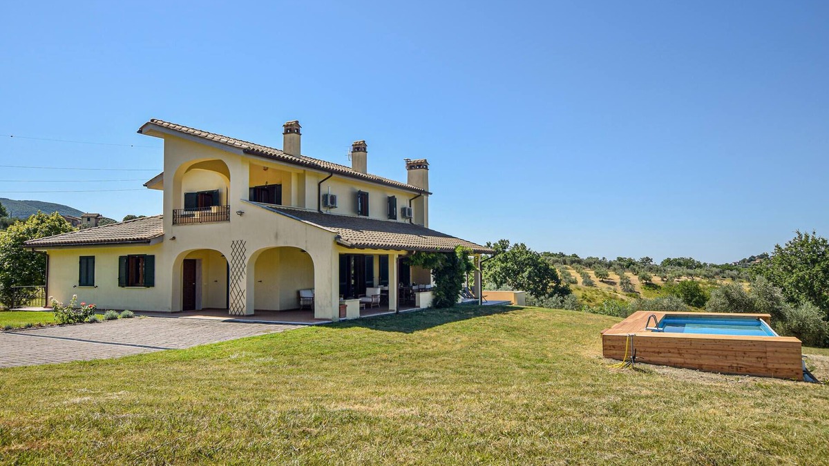 Casperia House | Gorgeous home in Casperia