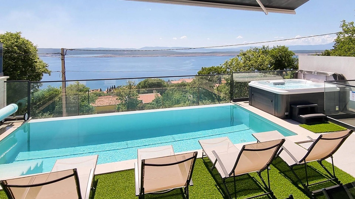 Dramalj House | Gorgeous home in Dramalj
