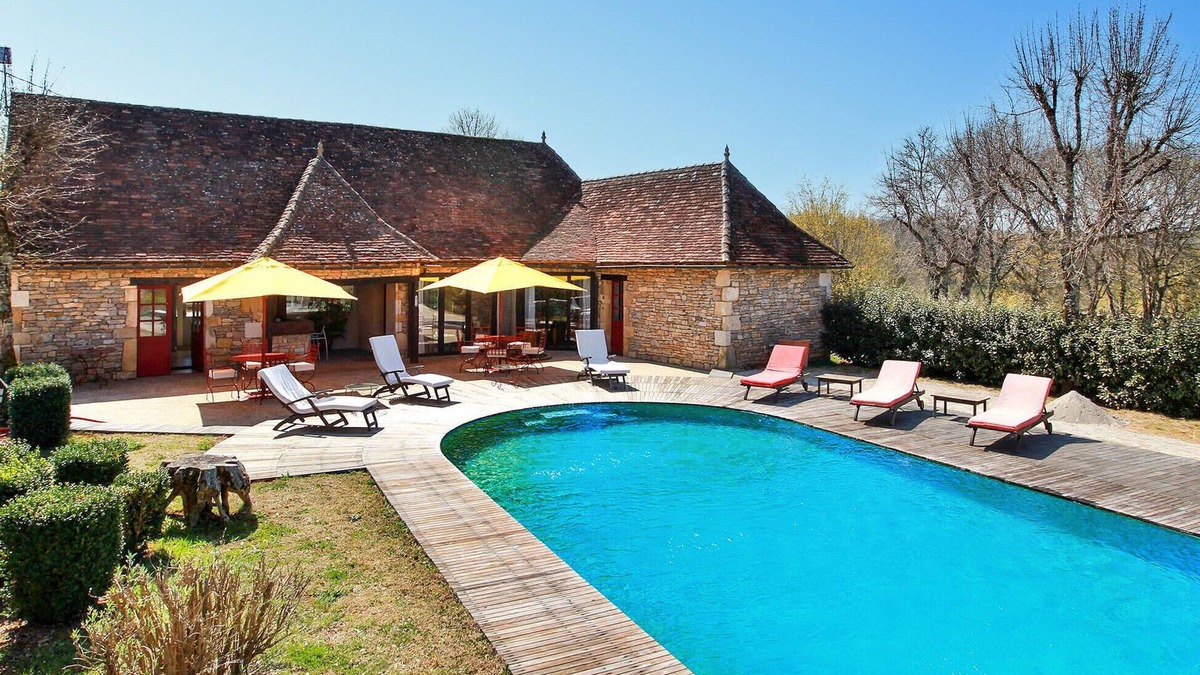 Durbans House | Gorgeous home in Durbans with WiFi
