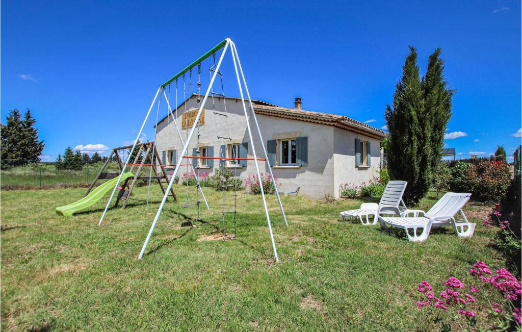 Rochefort-du-Gard House | Gorgeous Home In Rochefort Du Gard With Kitchen