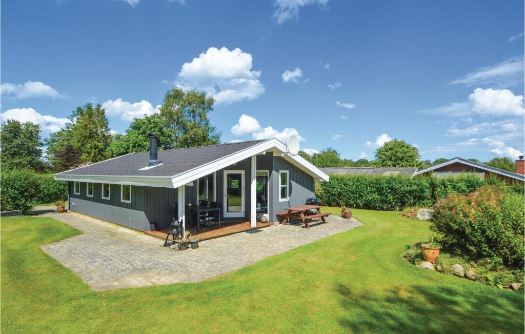 Hejlsminde Strand House | Gorgeous Home In Hejls With Wifi