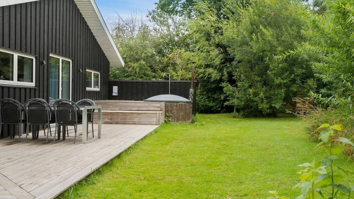 Hjerm House | Gorgeous home in Hjerm with kitchen