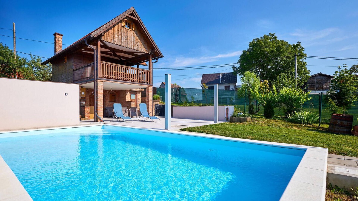 Klostar Ivanic House | Gorgeous home in Klostar Ivanic