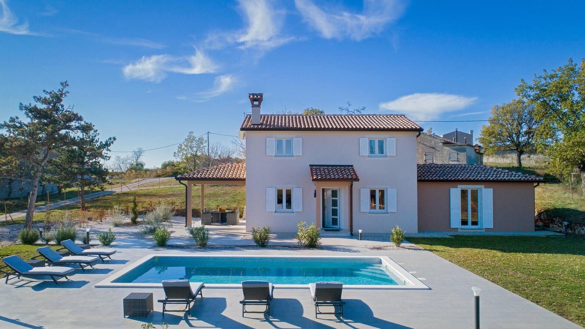 Kapelica House | Gorgeous home in Labin with WiFi