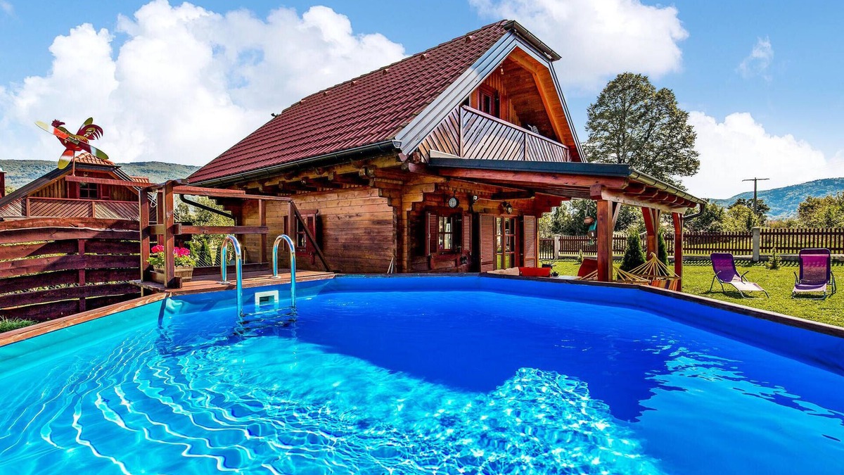 Licko Lesce House | Gorgeous home in Licko Lesce
