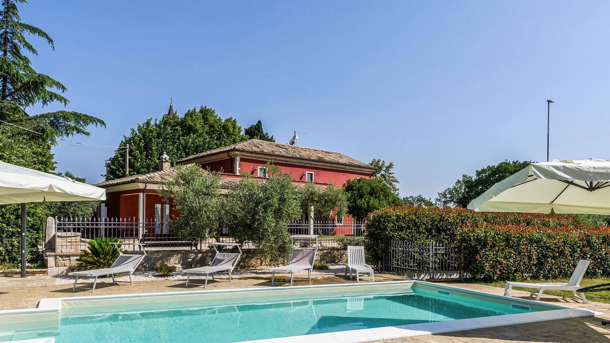 Avenale House | Gorgeous home in Loc. Avenale, Cingoli