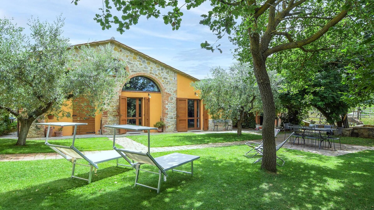 Magione House | Gorgeous home in Magione with WiFi