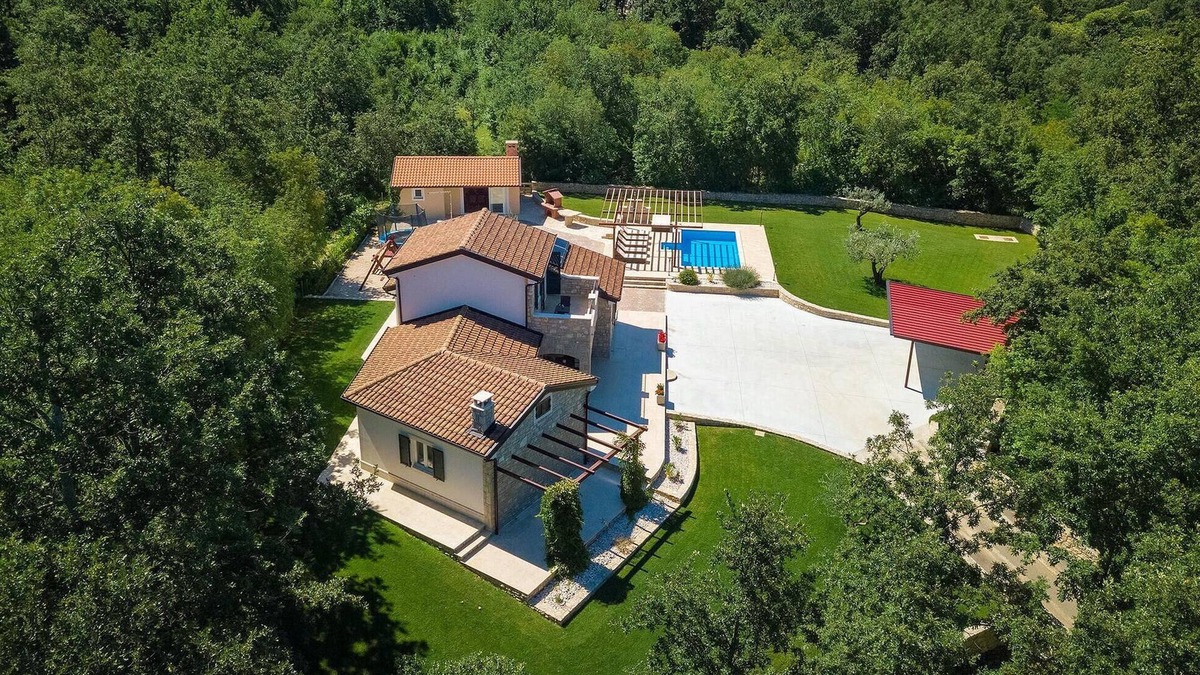 Bazgalji House | Gorgeous home in Pazin