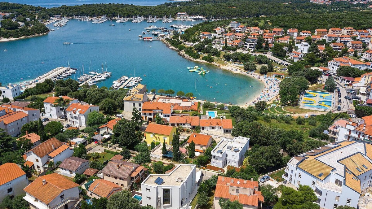 Pjescana Uvala House | Gorgeous home in Pula