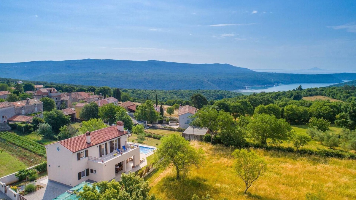 Puntera House | Gorgeous home in Puntera with WiFi