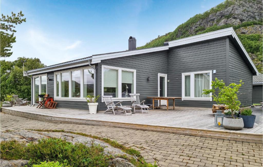 Afjord House | Gorgeous Home In Revsnes With Wifi