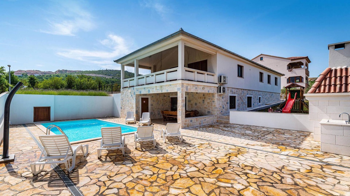 Rovanjska House | Gorgeous home in Rovanjska