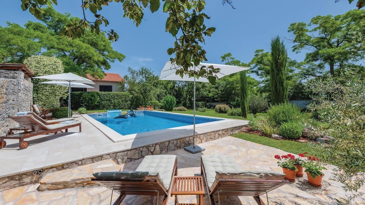 Butkovici House | Gorgeous home in Svetvincenat with WiFi