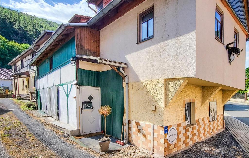 Saalfelder Hoehe House | Gorgeous Home In Saalfeld With Sauna