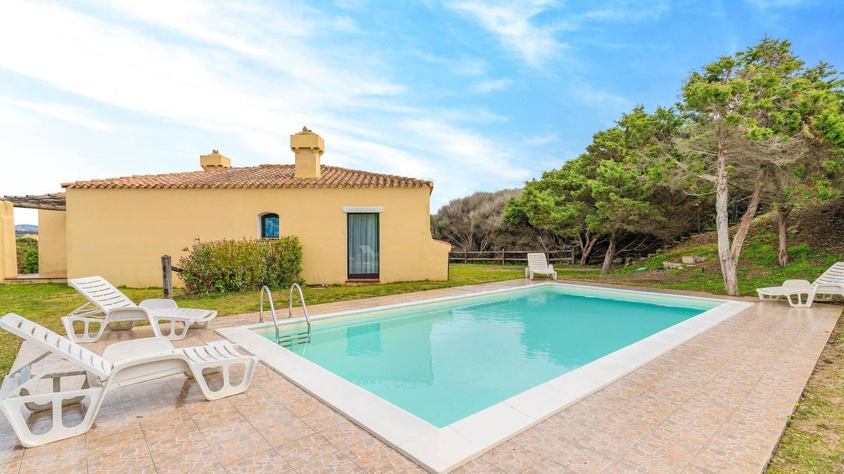 Punta De Su Turrione House | Gorgeous home in Stintino