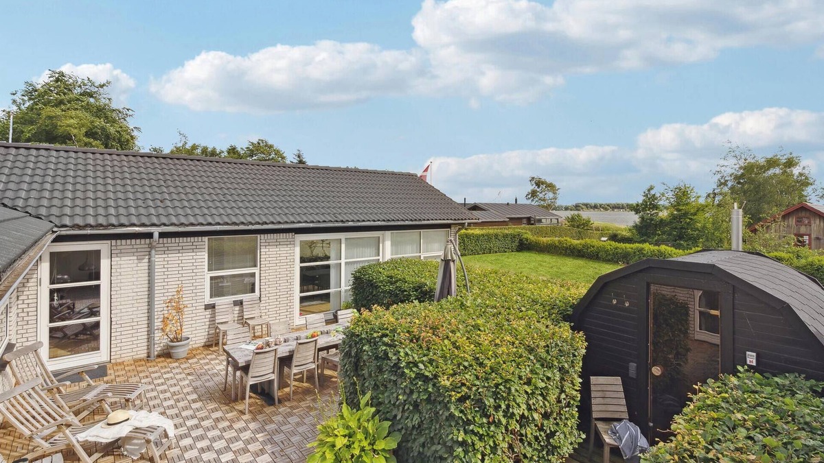 Sunds House | Gorgeous home in Sunds with kitchen