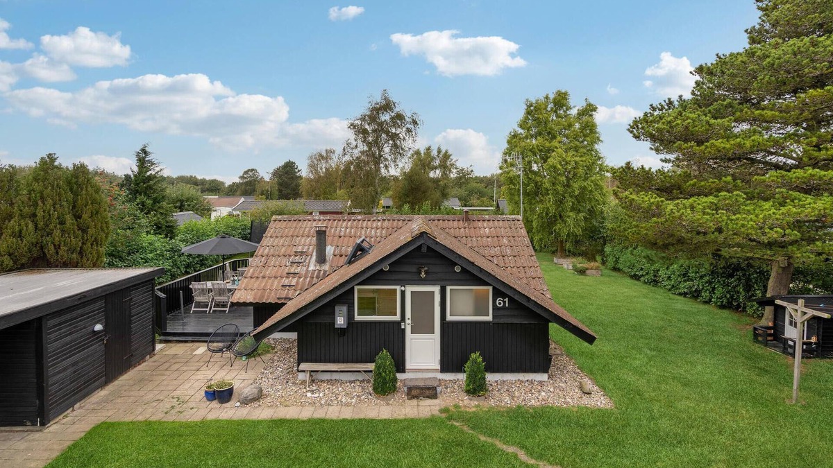 Skovmose House | Gorgeous home in Sydals with kitchen