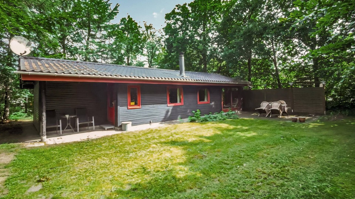 Sønder Nissum House | Gorgeous home in Ulfborg with WiFi