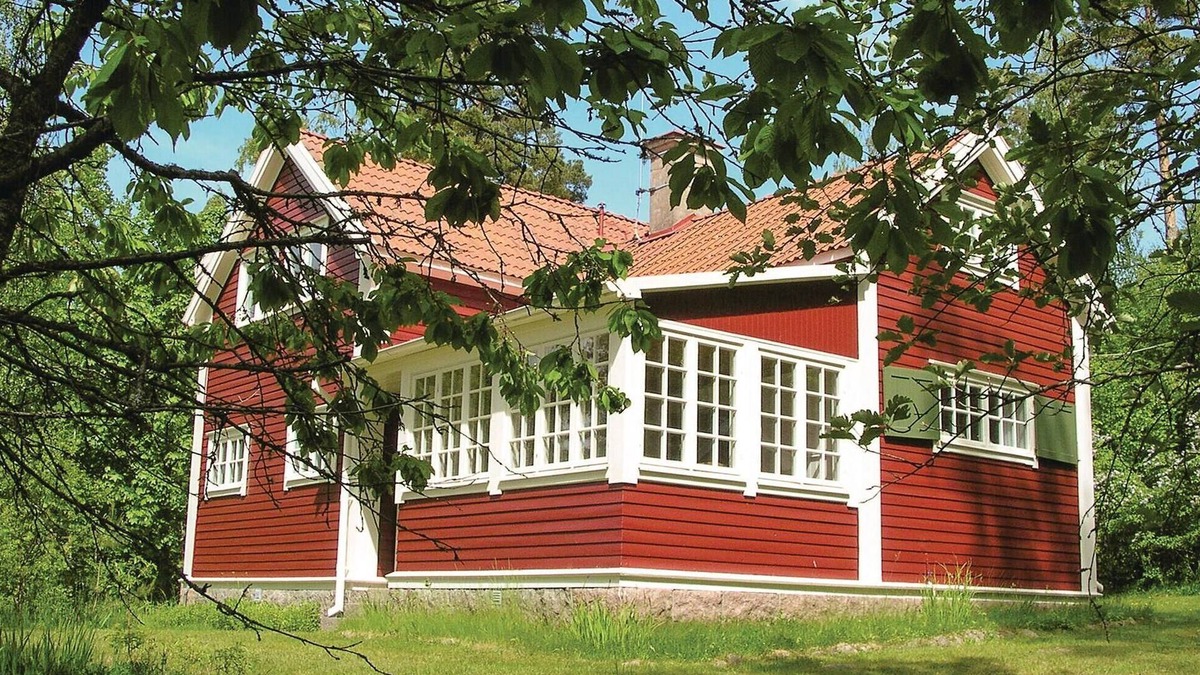 Vimmerby Municipality House | Gorgeous home in Vimmerby with WiFi