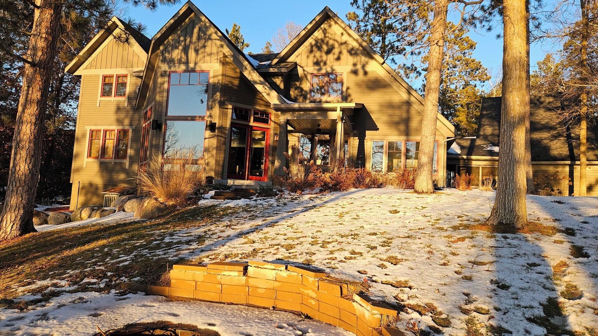 Osage House | Gorgeous lake front home on Straight Lake with panoramic views!