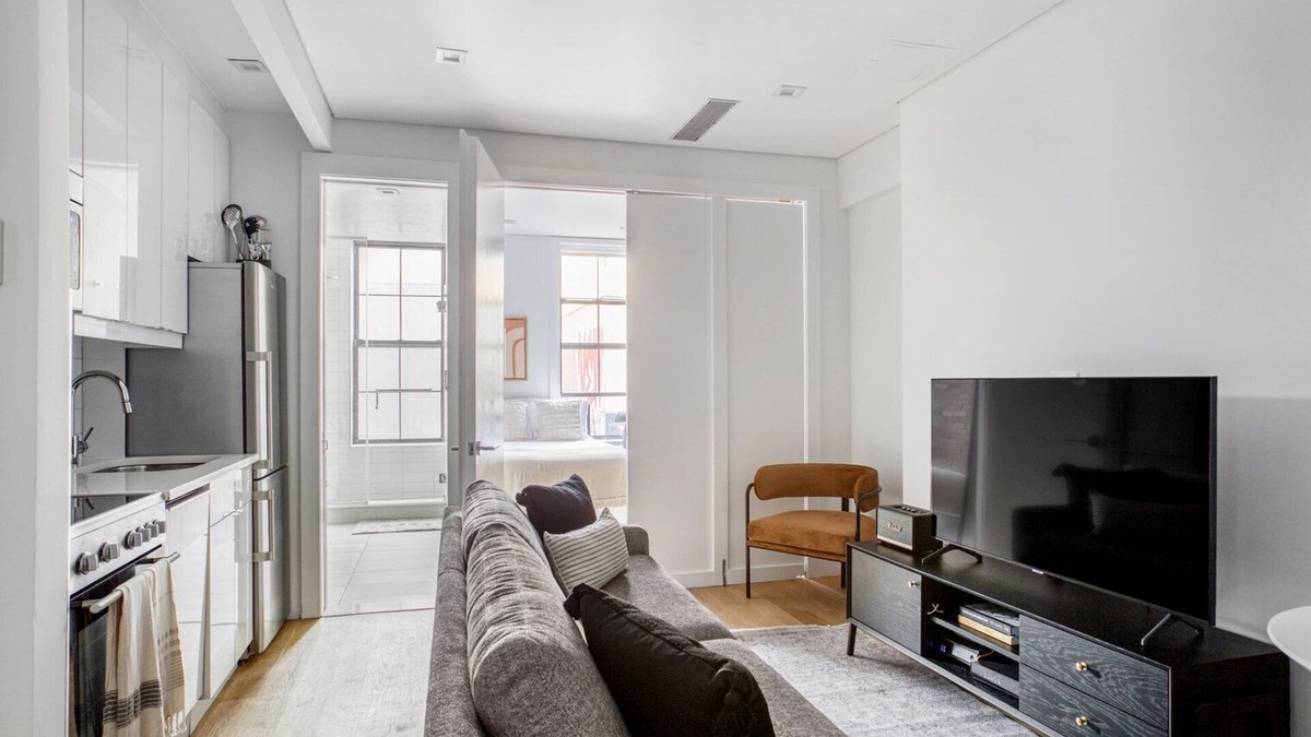 Bowery Apartment | Gorgeous LES 2BR w/W/D, walk to SoHo & Nolita, by Blueground