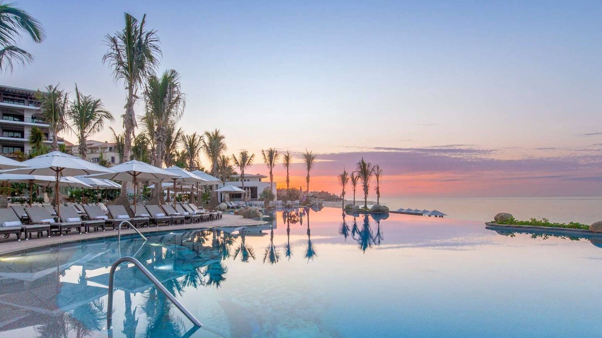 Santa Rosa Condo | Gorgeous Los Cabos 2BR Condo - Sleeps 6 - Spring Break/Thanksgiving/Christmas!