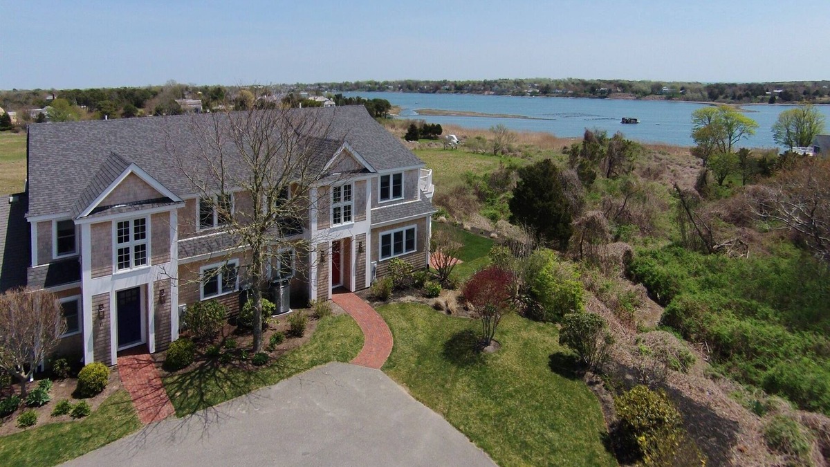 West Chatham House | Gorgeous Luxury Waterfront Retreat: Pool, Tennis, Pickleball, Kayaks