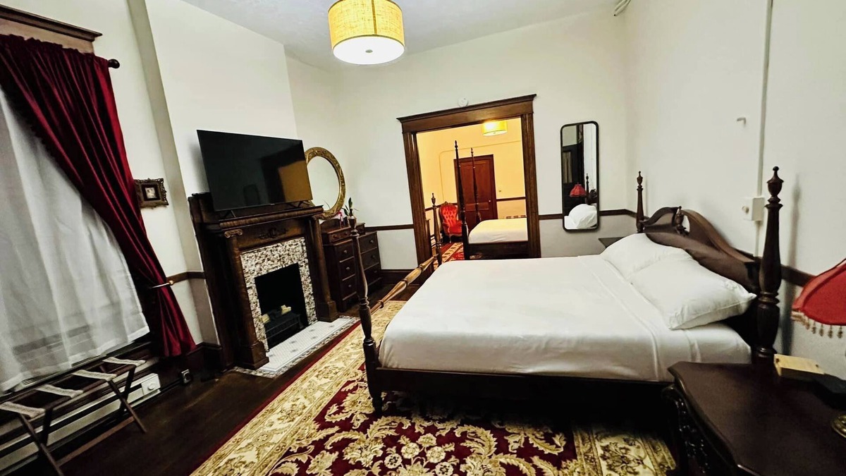 Wellsville Apartment | Gorgeous Main Street Two Bedroom Apartment