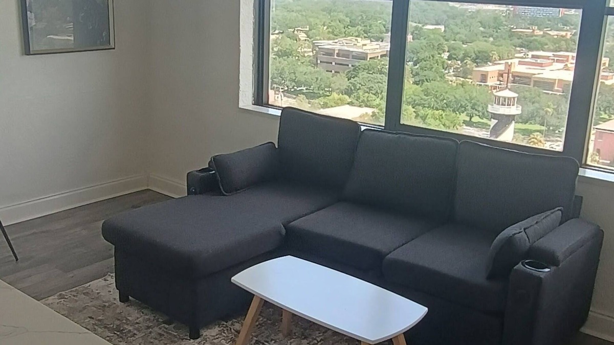 Downtown Jacksonville Condo | Gorgeous Modern Downtown Jacksonville Penthouse Close to Everything!