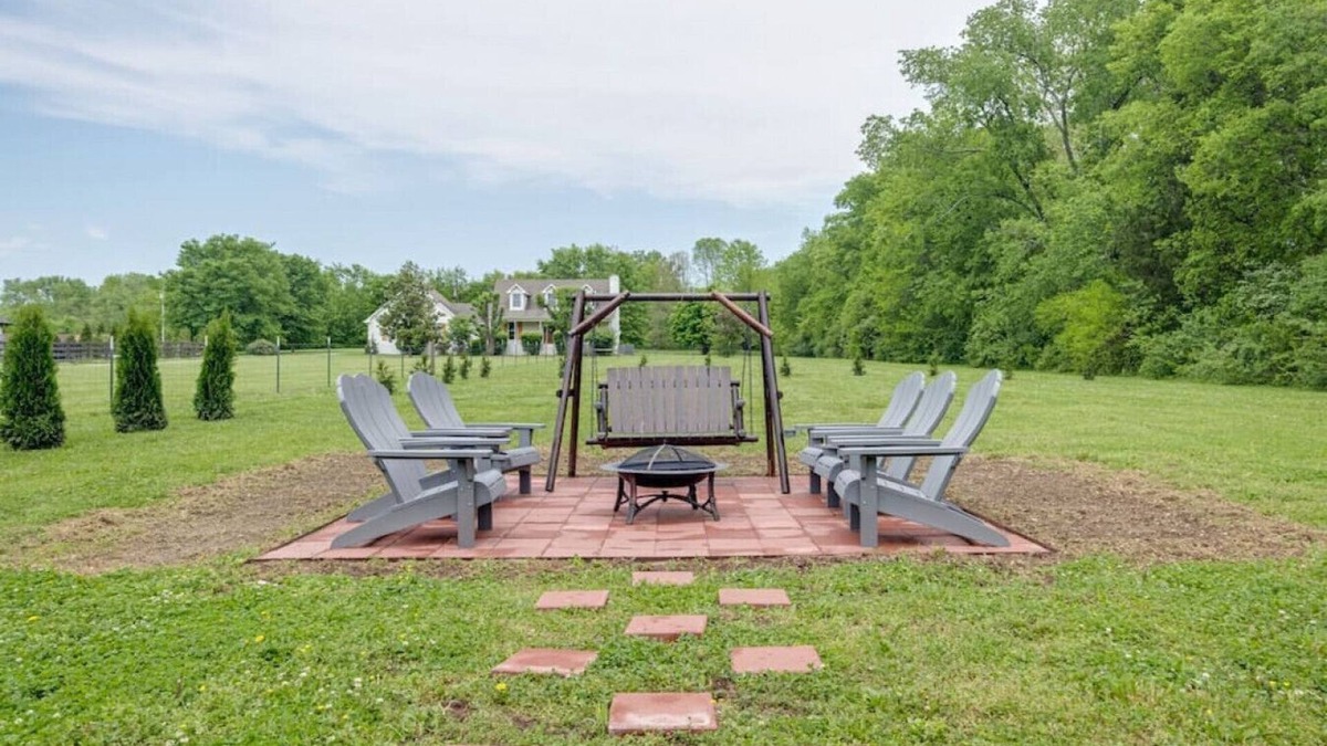 Hendersonville House | Gorgeous N. Nashville Home - New Listing Discount!