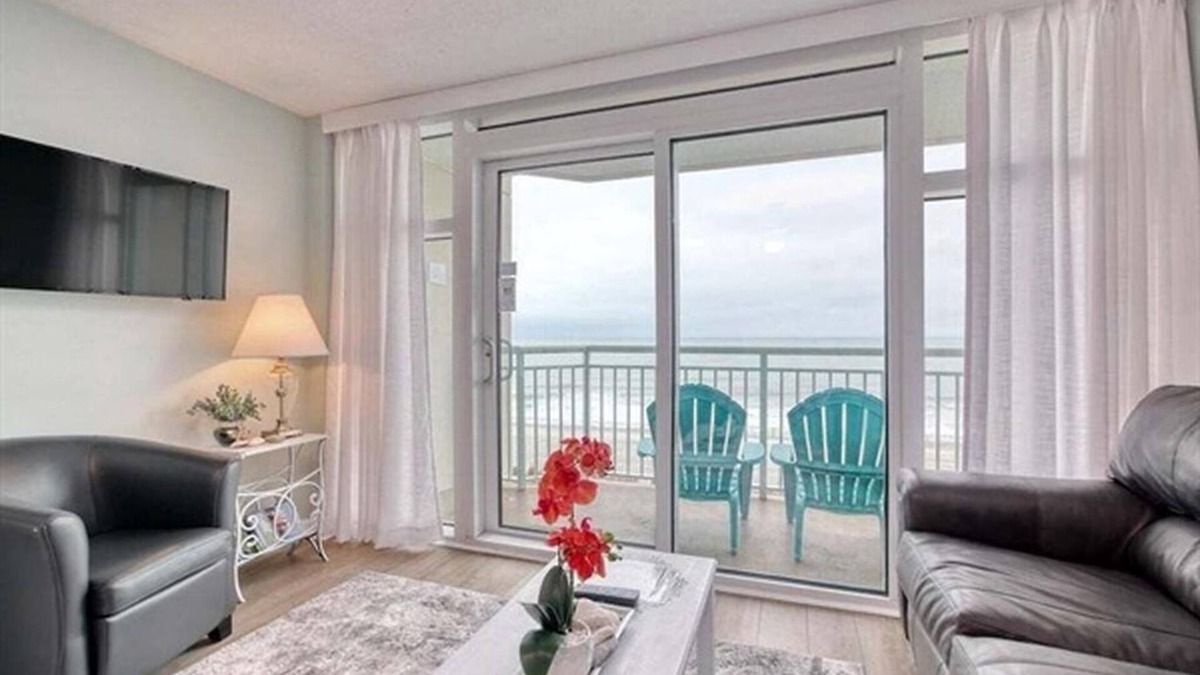 Myrtle Beach Condo | Gorgeous Ocean Front 1 Bdr Condo in HSS 4th FL
