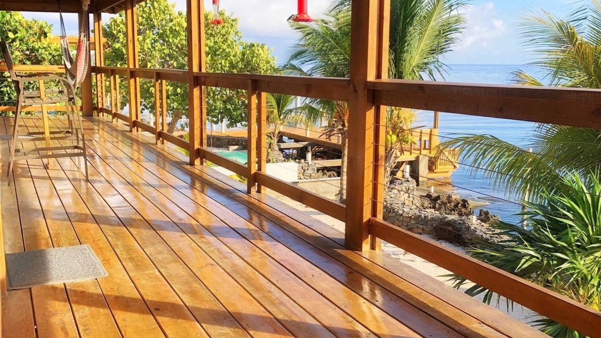 Gibson Bight House | Gorgeous oceanfront home with breathtaking views on safe & secluded peninsula