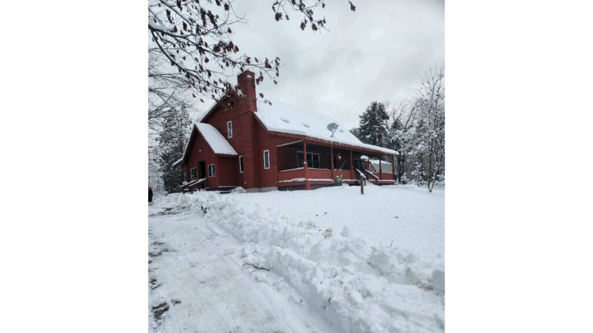 Town of Ephratah House | Gorgeous private pet friendly home 13 acres with horse barn close to ski resort