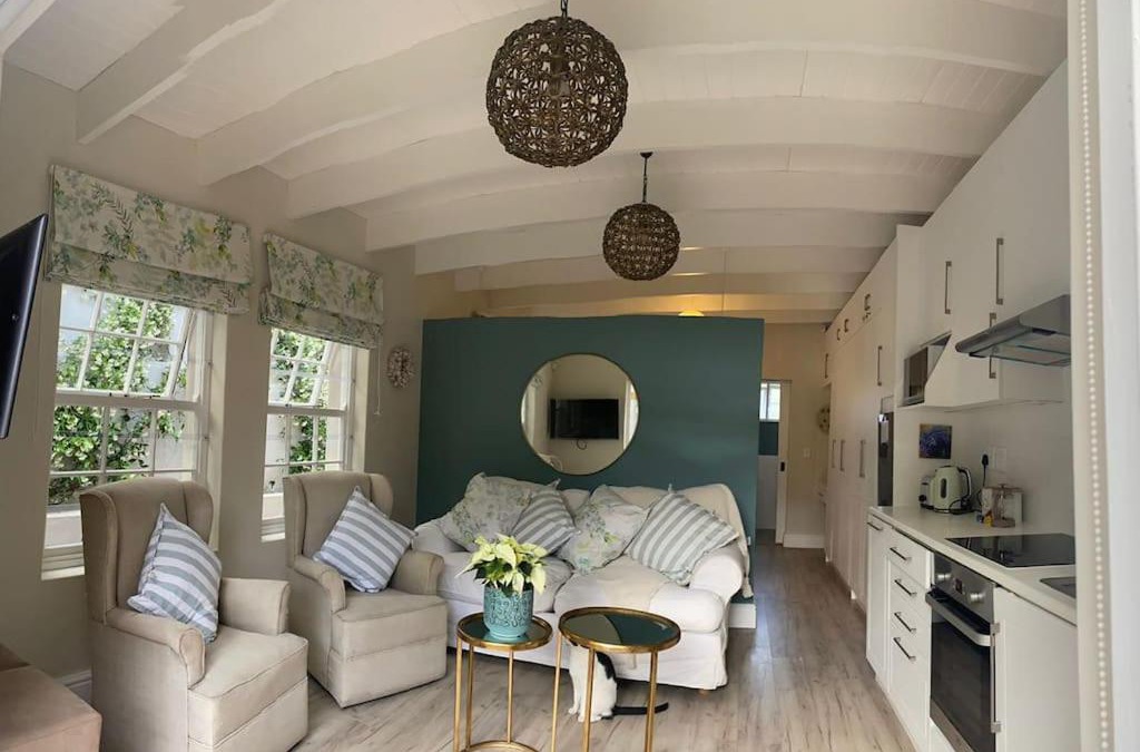 Newlands Apartment | Gorgeous, private cottage in prestigious Newlands.