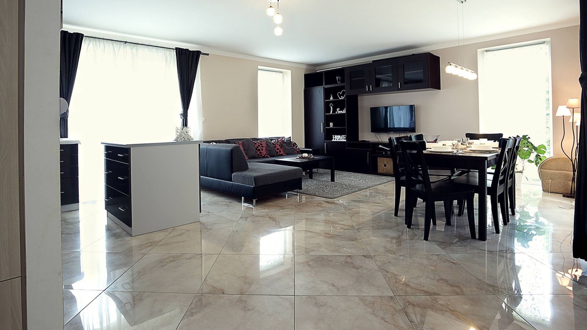 Budaors House | Gorgeous quiet large townhouse on Budapest border