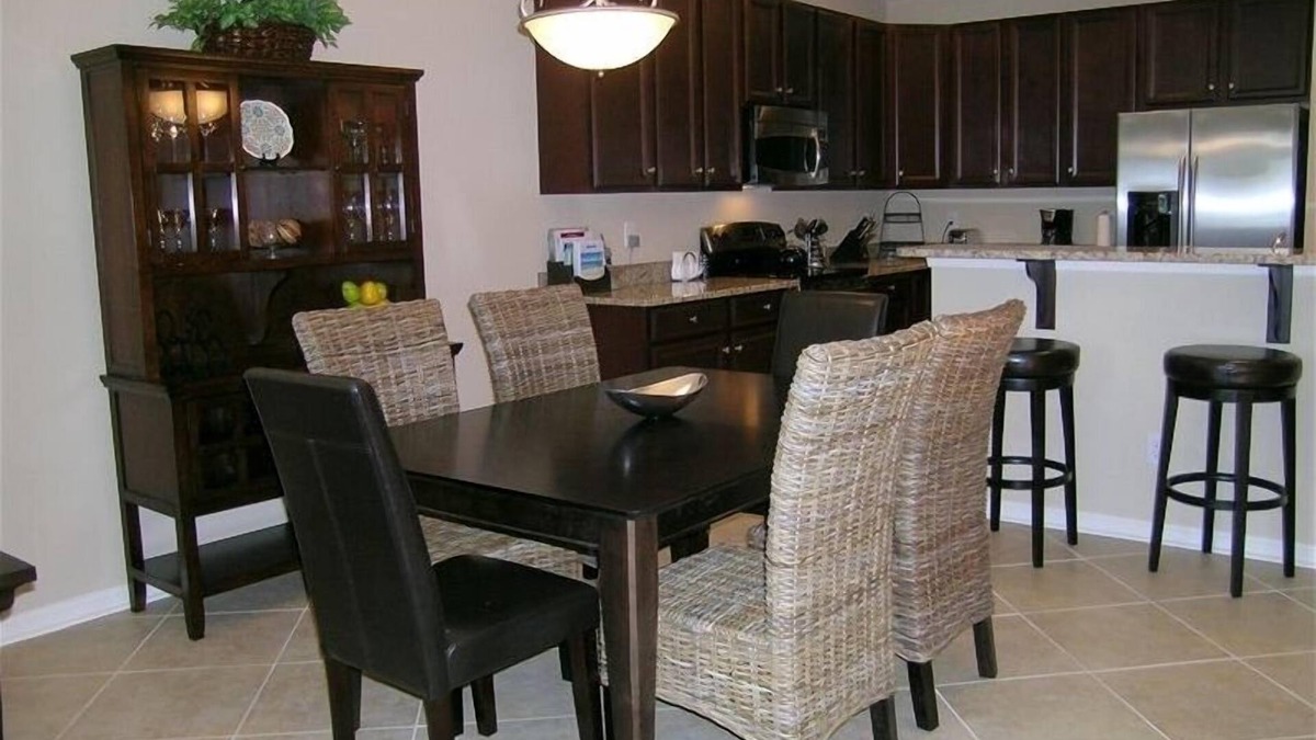 Rehoboth Beach Condo | Gorgeous Rehoboth Condo, new MBR King Temper-Pedic mattress!